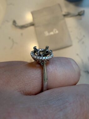 Shane Co. 14k White Gold Halo Oval ring with 24 round diamonds(natural)